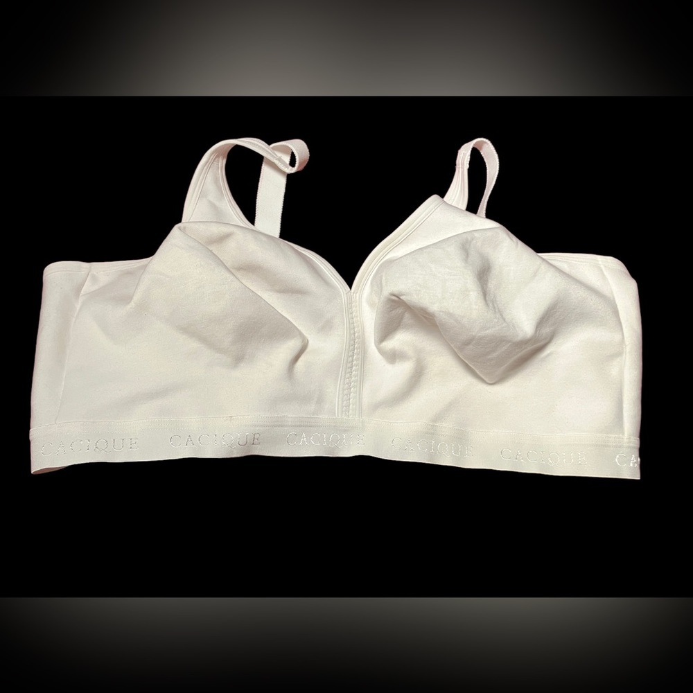 Cacique White Wireless Comfort Bra